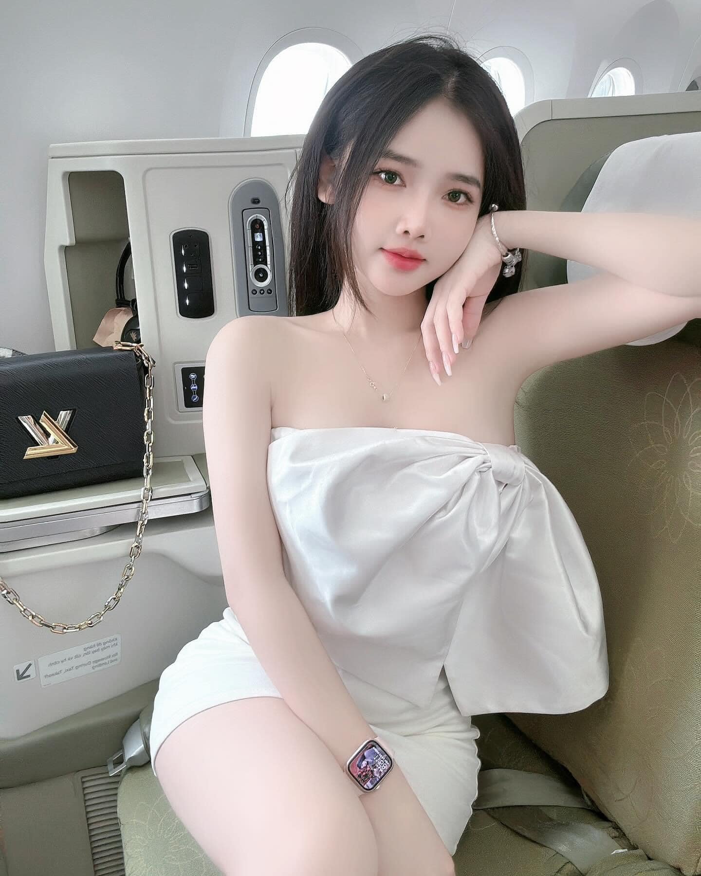 You are currently viewing Ảnh Gái Cute K9 Nhìn Nhận Về Đạo Đức, Pháp Lý Và Tác Động Xã Hội Trong Thời Kỳ Số Hóa