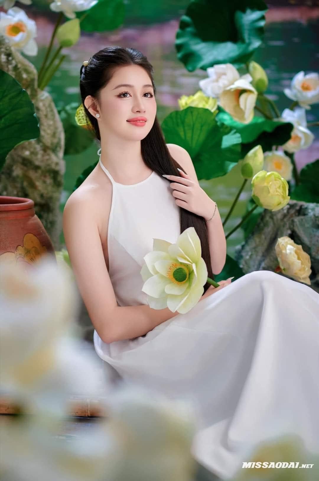 You are currently viewing Hình Bikini Gái Xinh – Xu Hướng Thời Trang Biển Nóng Bỏng Và Phong Cách Quyến Rũ