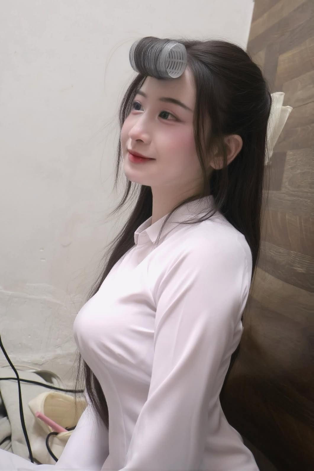 You are currently viewing Du Gai Xinh Hiện Tượng Văn Hóa Trên Mạng Xã Hội Và Ảnh Hưởng Đến Xã Hội Việt Nam